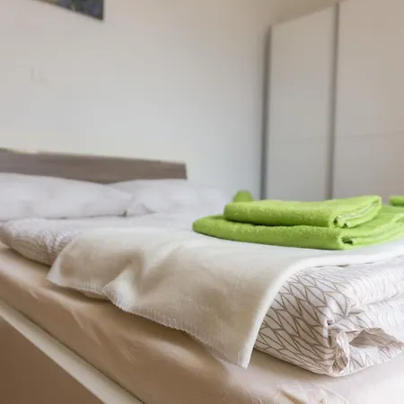 Kravanja Apartment *